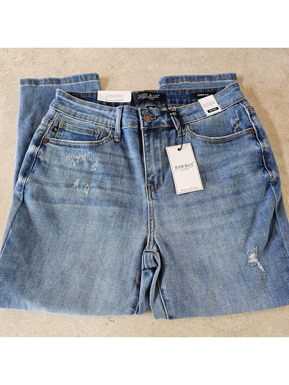 Judy Blue Women's Light Wash Distressed Skinny Jeans Size 29